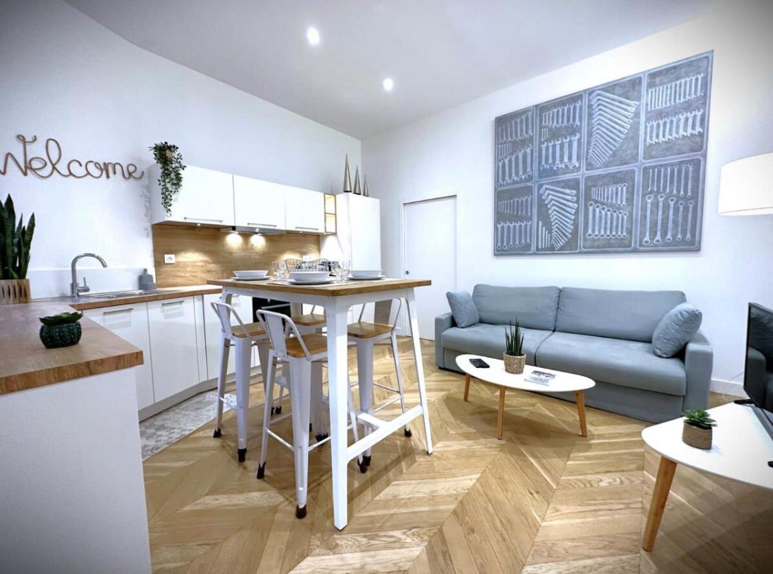 Hypercentre Appart 2 A 4 Pers, Calme & Cosy Avec Terrasse Privee Nantes Zewnętrze zdjęcie
